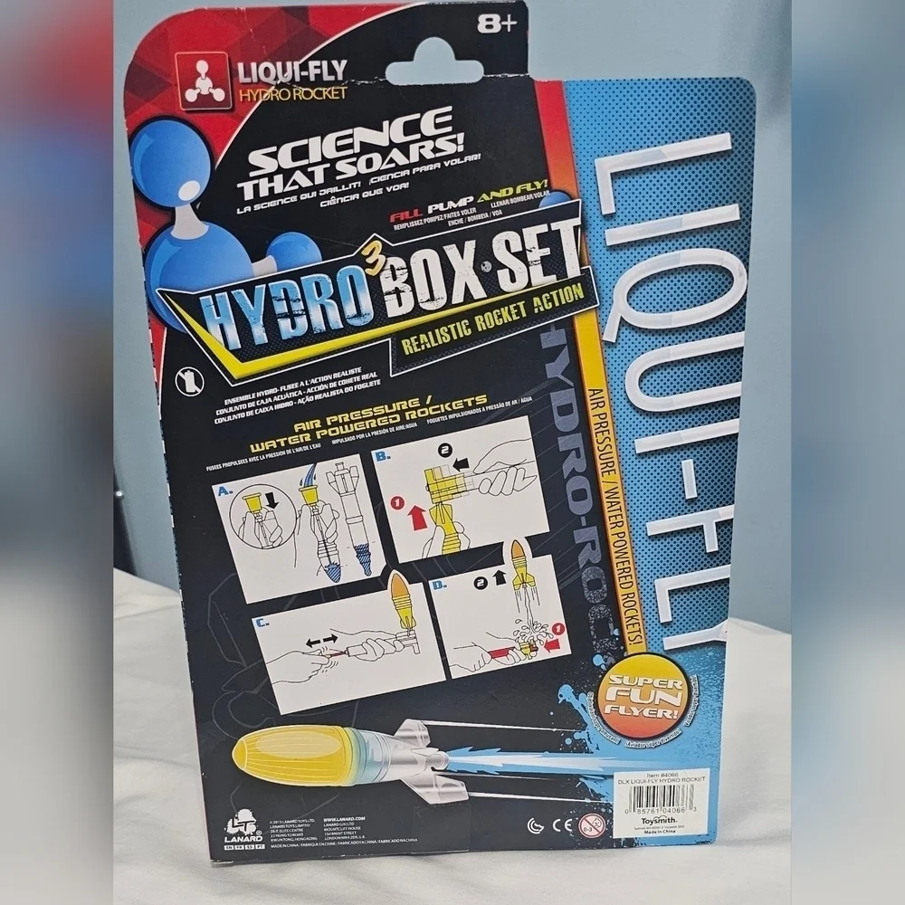 Toysmith Hydro 3 Box Set-Air Pressure/Water Powered Rockets! - Picture 2 of 2